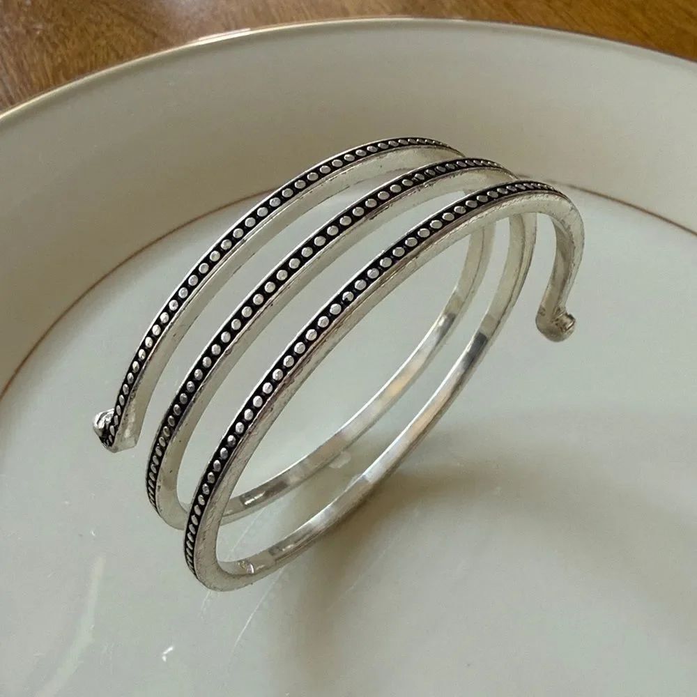 Brighton coiled armband - Picture 2 of 3